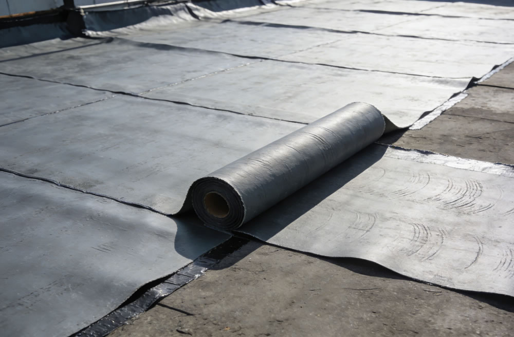 贵阳防水公司：卷材防水施工时，搭接长度有什么要求？