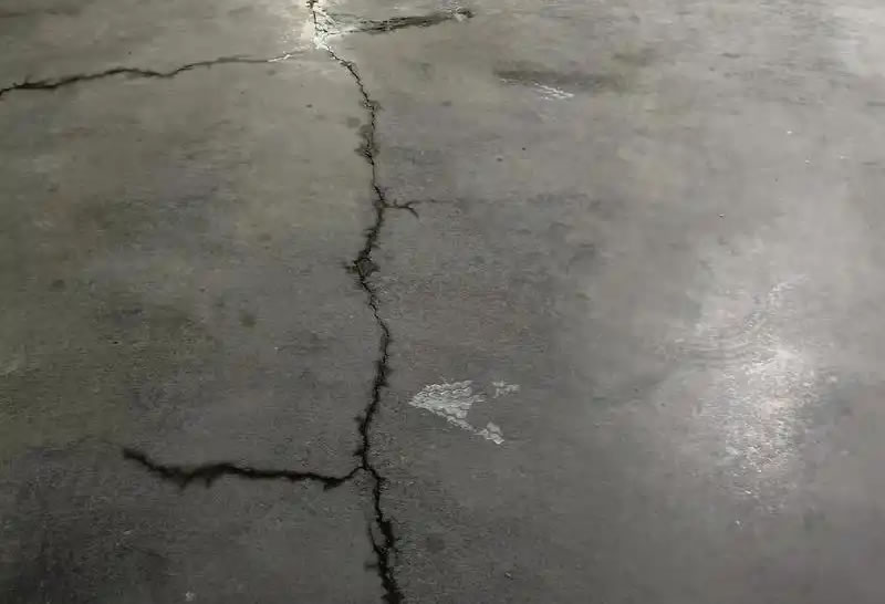 0 0